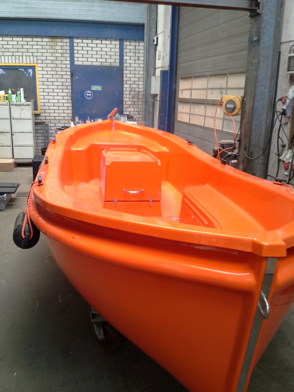 reddingssloep_lifeboatcompany_nieuw5.5m.1_1.jpg